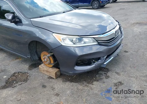 2017 Honda Accord Sport from USA, damaged, VIN 1HGCR2F57HA056512